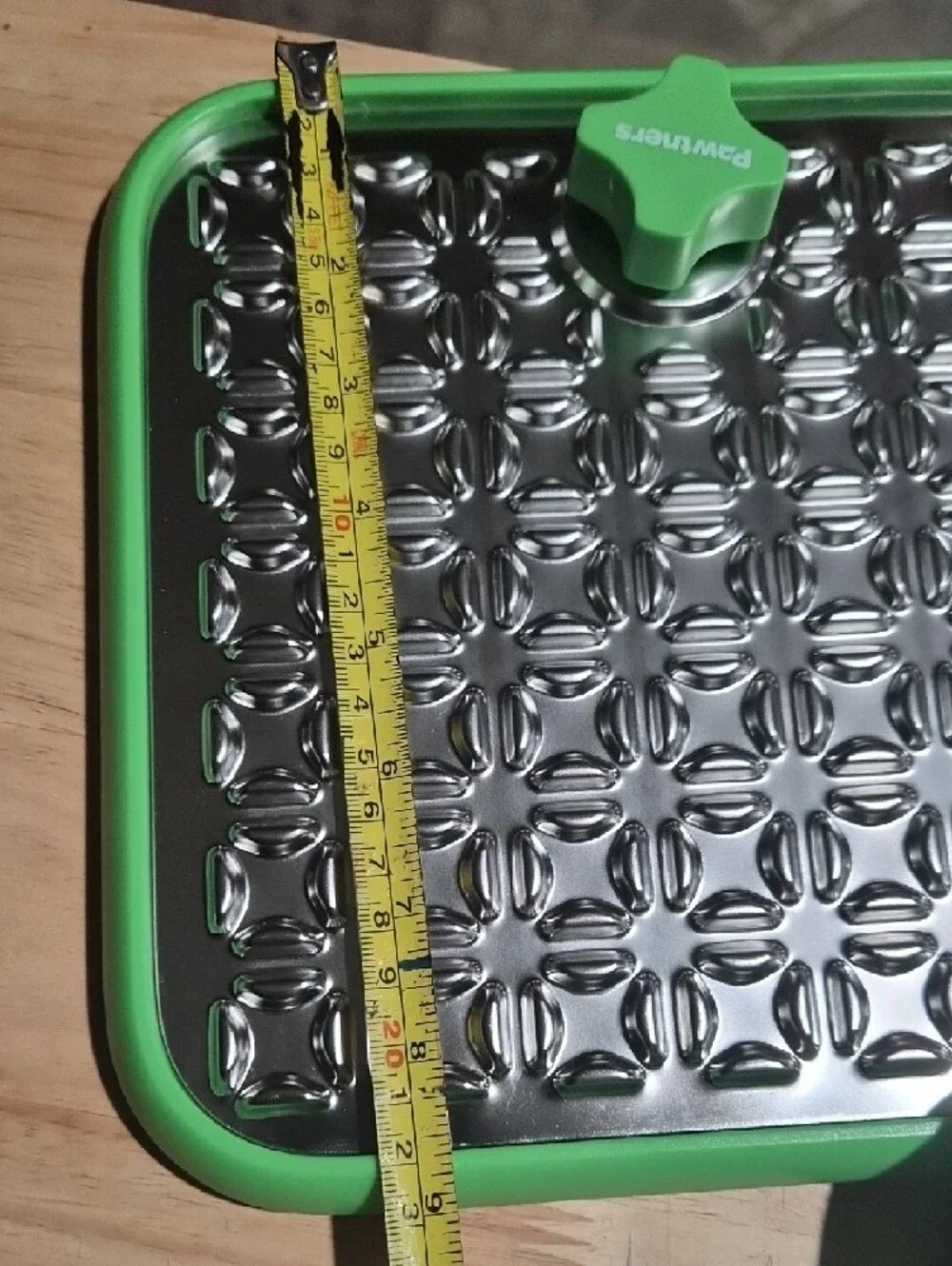 Dog Lick/feeder Mat Stainless Steel Hangable Or Grip For Ground